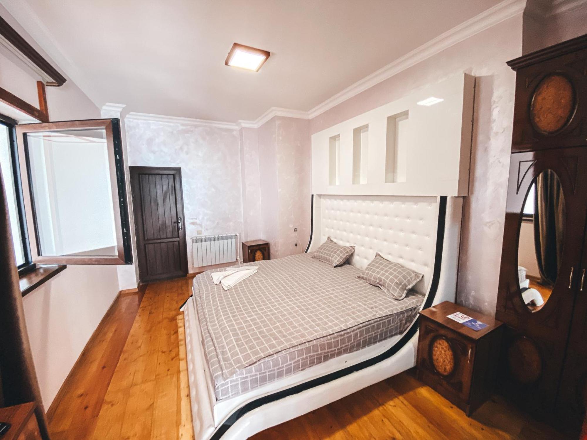 Yerevan Hotel Εξωτερικό φωτογραφία